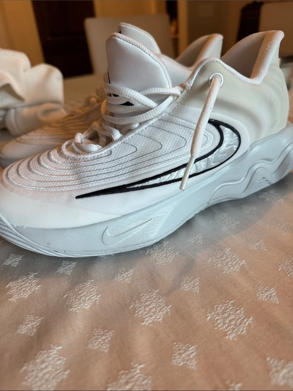 Nike Giannis Immortality Basketball 4 Sneakers Black Swoosh,Men’s 8 Women’s 9.5